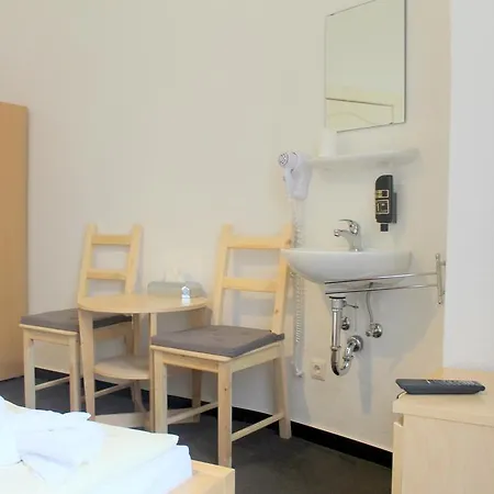 Pension Central Hostel Berlin Berlin