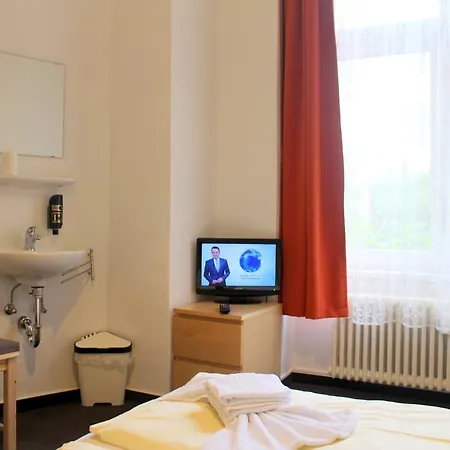 Pension Central Hostel Berlin Berlino